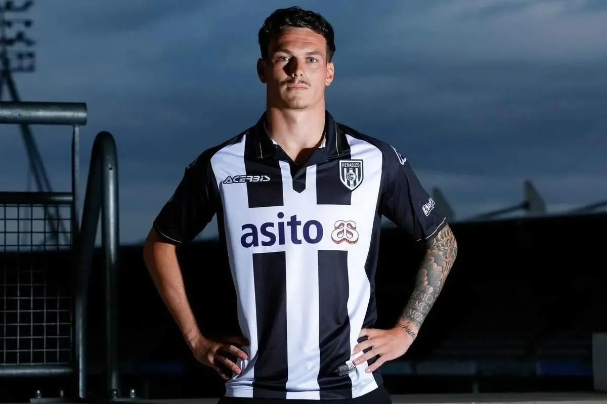 مهاجم گرانقیمت و گلزن هلندی در لیست پرسپولیس