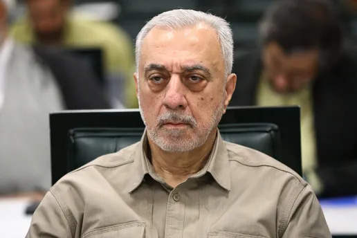 وزیر دفاع: خاک می‌خوریم اما خاک نمی‌دهیم