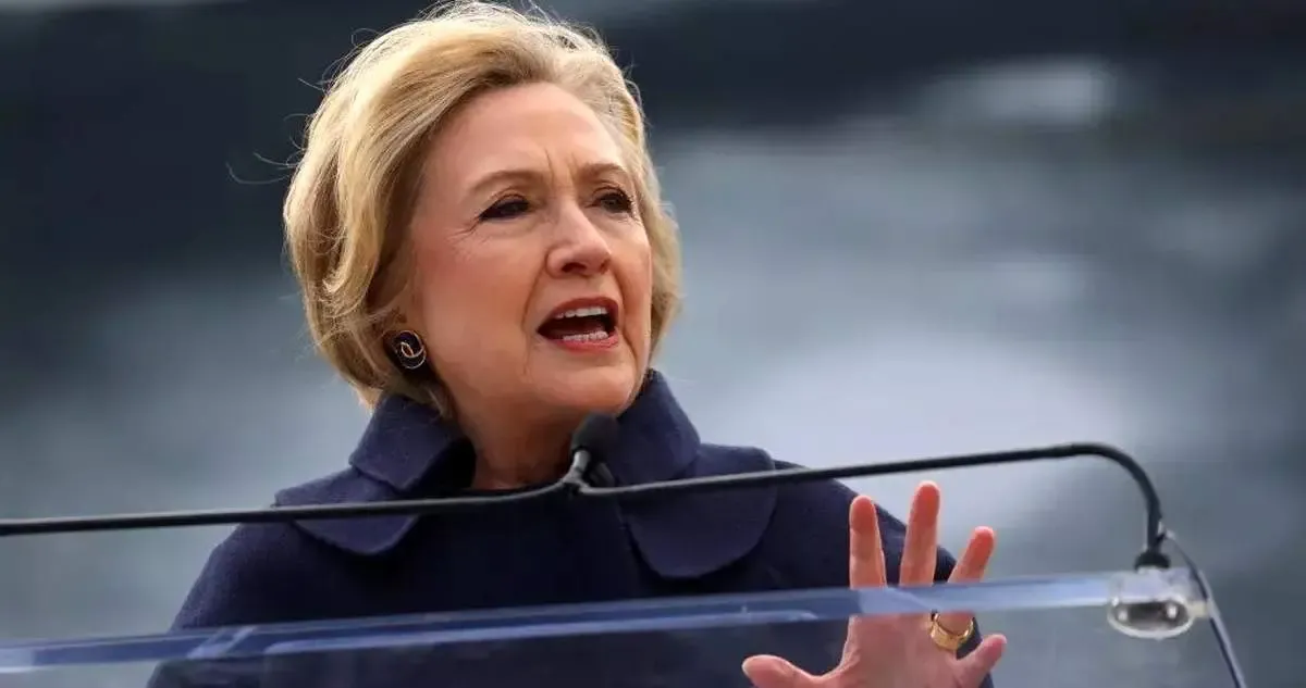 هیلاری کیلنتون ترامپ را تهدید جدی برای آمریکا خواند