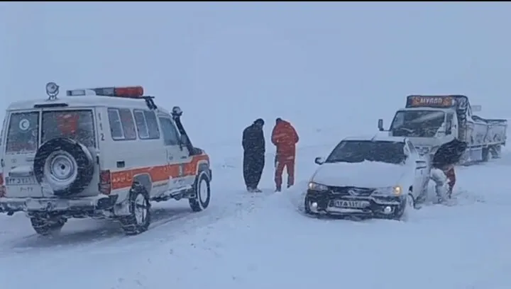 بارش برف شدید فردا شنبه در این مناطق/ کولاک برف و یخبندان