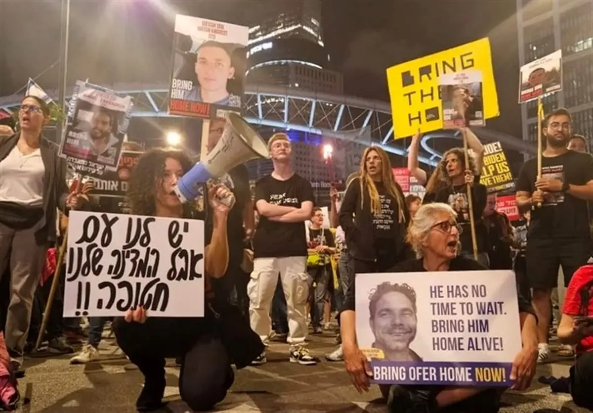 تداوم اعتراضات خانواده‌های اسرای اسرائیلی در تل آویو