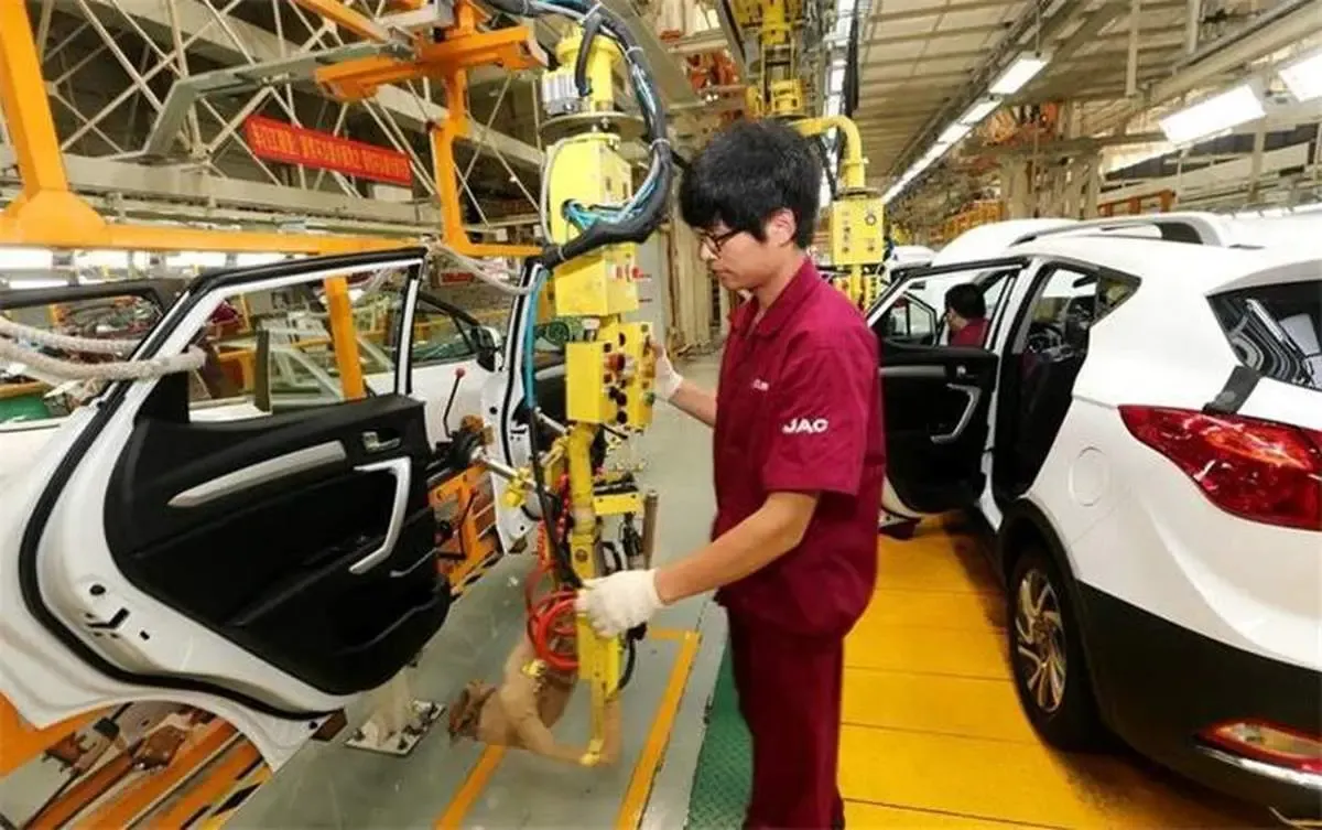 سوغاتی خودرویی رئیسی از چین / آیا خودروسازان چینی تکنولوژی خود را به اشتراک می‌گذارند؟