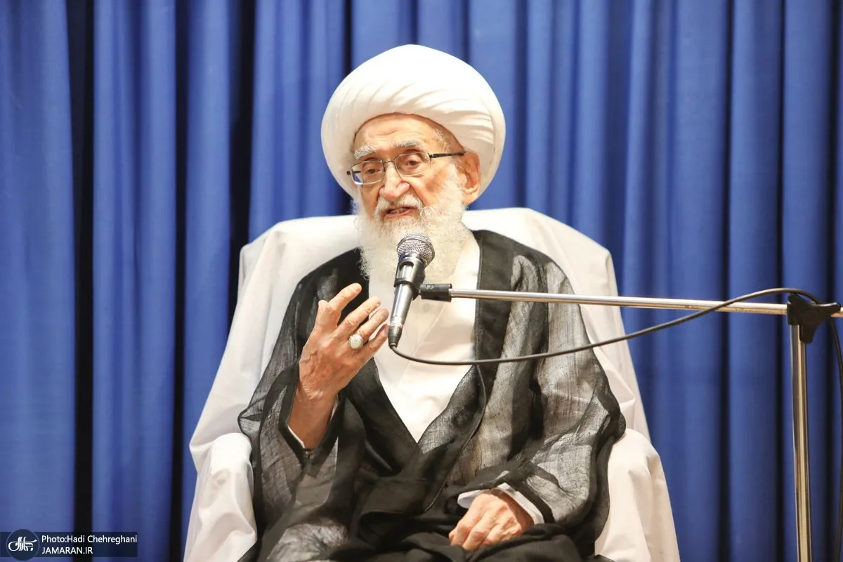 آیت‌الله نوری همدانی: علت مشکلات اقتصادی مدیریت نادرست است نه فقط تحریم