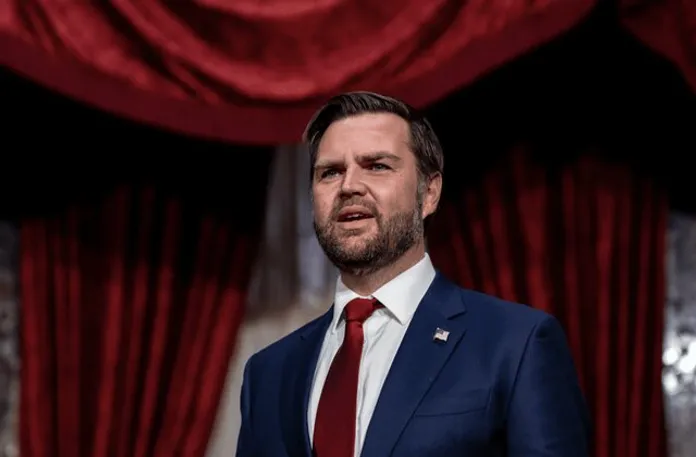 دیپلماسی سکوی پرتاب انتخاباتی؟  