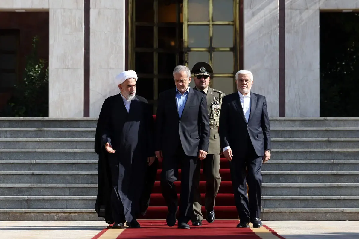 سفری در میانه دود و آتش