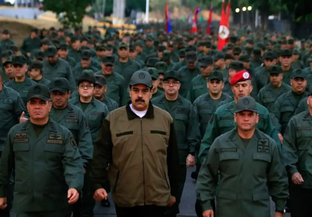 قانون جدید مادورو برای ادغام کامل ارتش و مردم در دفاع از کشور