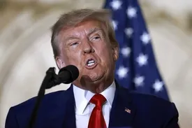 حذف نام ترامپ از برگه‌های رأی ایالت «مِین»