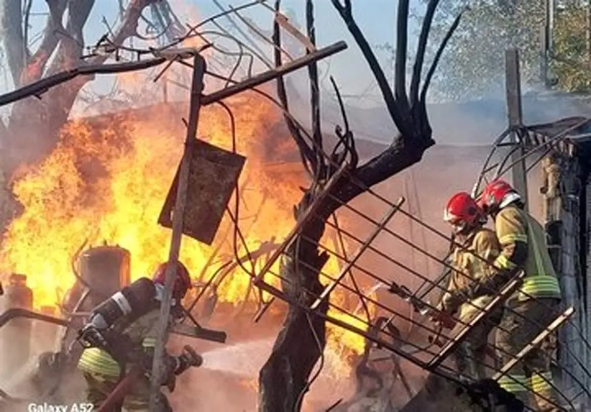 قطع پای پسر ۱۶ ساله؛ جزئیات بیشتر از انفجار جایگاه گاز در البرز+ عکس