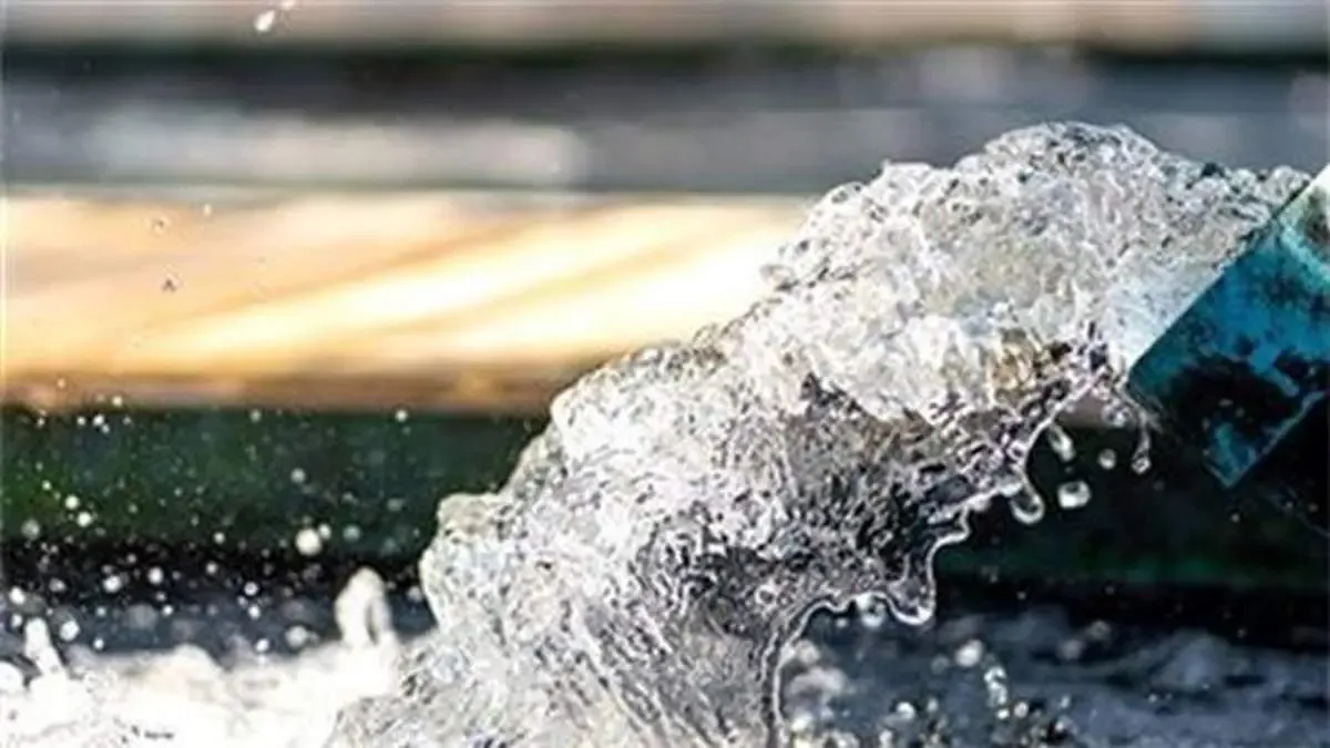 تعمیر اساسی دو دستگاه پمپ كف كش نیمه سنگین برای نخستین بار توسط نفت و گاز مارون