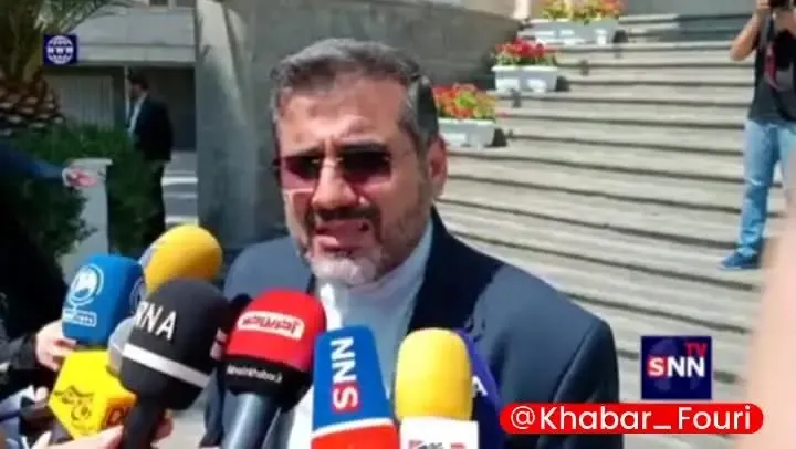 وزیر ارشاد: بازیگرانی که ضدنظام تبلیغ می‌کنند، نمی‌توانند کار کنند/ لباس و پوشاک مناسب برای زنان و مردان تهیه میشود