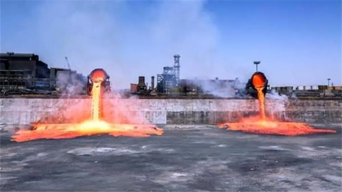 دست‌یابی به ركورد حمل پاتیل سرباره با كمترین توقف به كوره‌های قوس الكتریكی