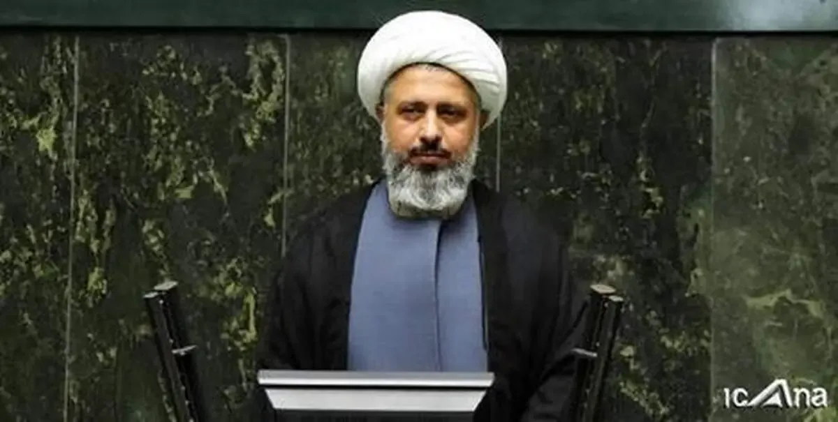 نماینده مجلس: آقای رئیس جمهور فردی توانمند به جای رئیس سازمان بورس بگذارید