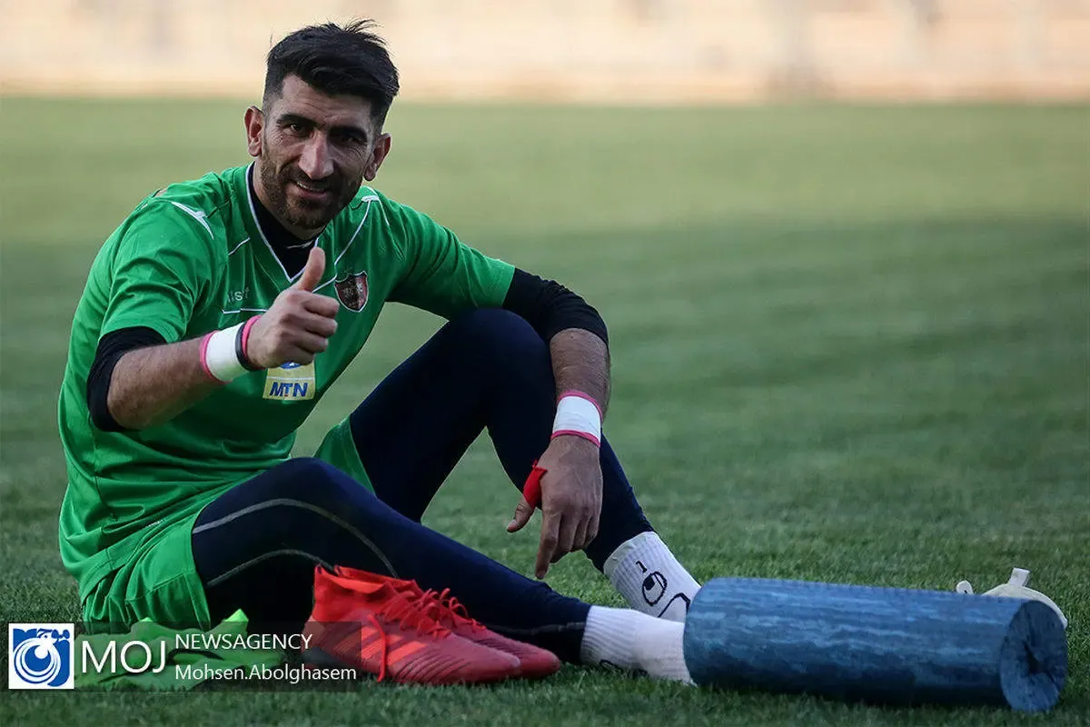 بیرانوند درخواست گلر داد!