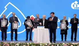 حضور مدیران ارشد صنعت بیمه، مدیران عامل اسبق و بیمهگذاران در مراسم گرامیداشت ۵۰ سالگی بیمه دانا