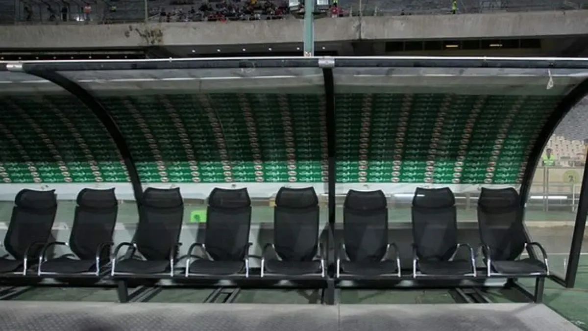 بلاتکلیفی7تیم لیگ برتر ادامه دارد |هنوز کادر فنی نداریم!