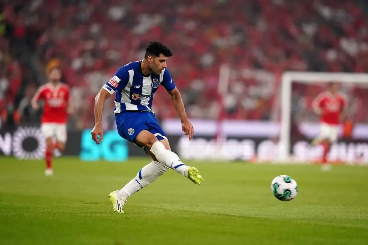 طارمی به اولدترافورد می‌رود؟‌