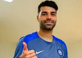 طارمی در ترکیب احتمالی اینتر برای بازی امروز