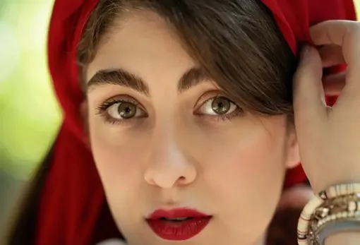 الیکا ناصری؛ از کودکی تا شهرت با «یاغی»