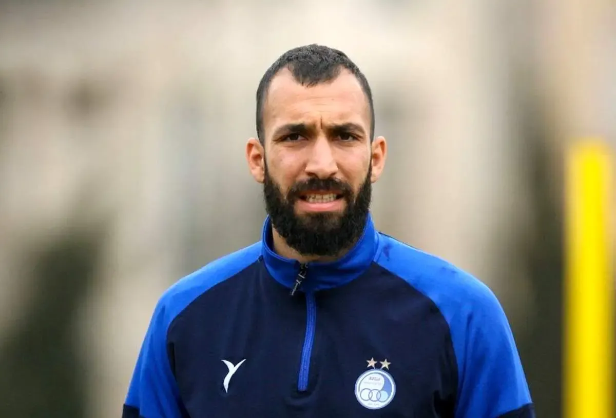 حمله کاپیتان استقلال به داور چینی/ داور نمی خواست الاهلی ببازد