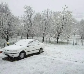 بارش برف بهاری در این شهر / عکس