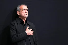 پزشکیان و مخبر و  در در در دسته عزاداری محرم/عکس