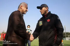 یحیی و درویش استعفا بدهند