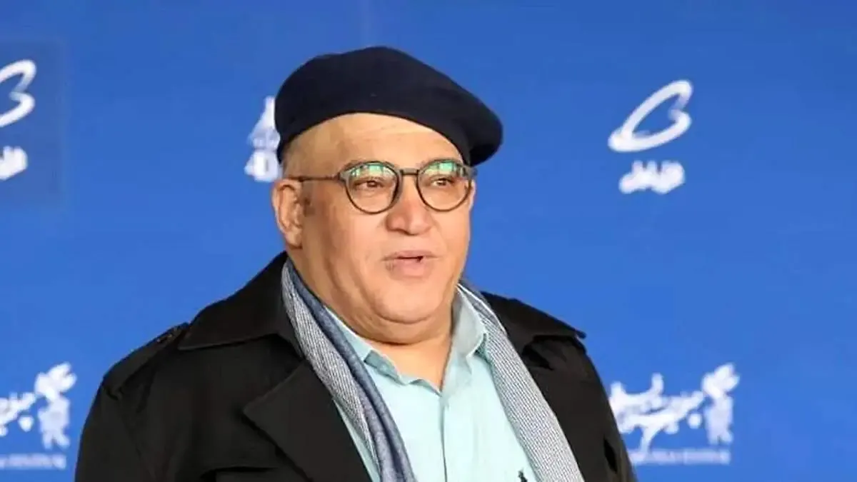 چهره بامزه نادر سلیمانی در تولد ۵۸ سالگی‌اش با کیکی متفاوت سوژه شد!/ عکس