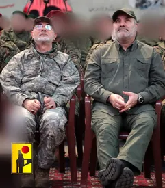 تصویری از شهید عقیل در کنار شهید زاهدی/ عکس