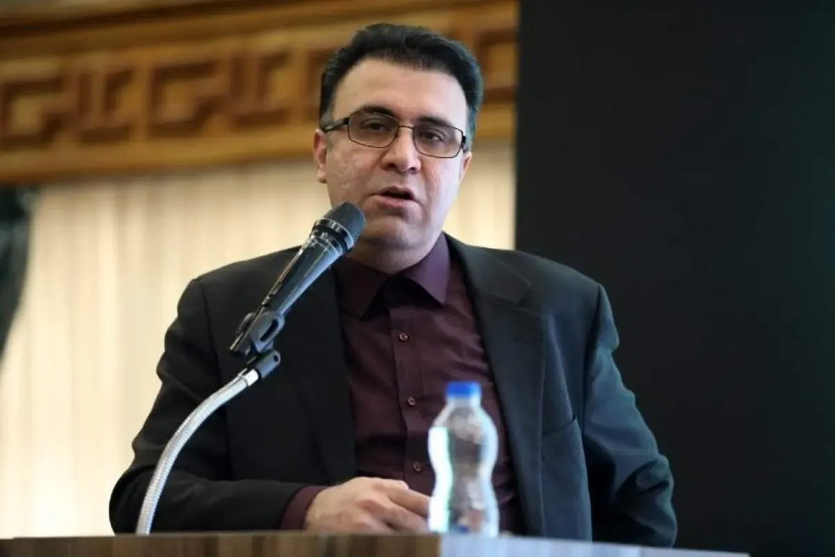 وزارت صمت در دو سال اخیر ضربه بی‌سابقه‌ای به کشور زد / مردم همه تخم‌مرغ‌هایشان را در یک سبد نچینند!