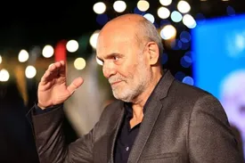 جمشید هاشم‌پور: شرم می‌کنم بگویم هنرپیشه هستم/ باید بازیگری را از صفر شروع کنم