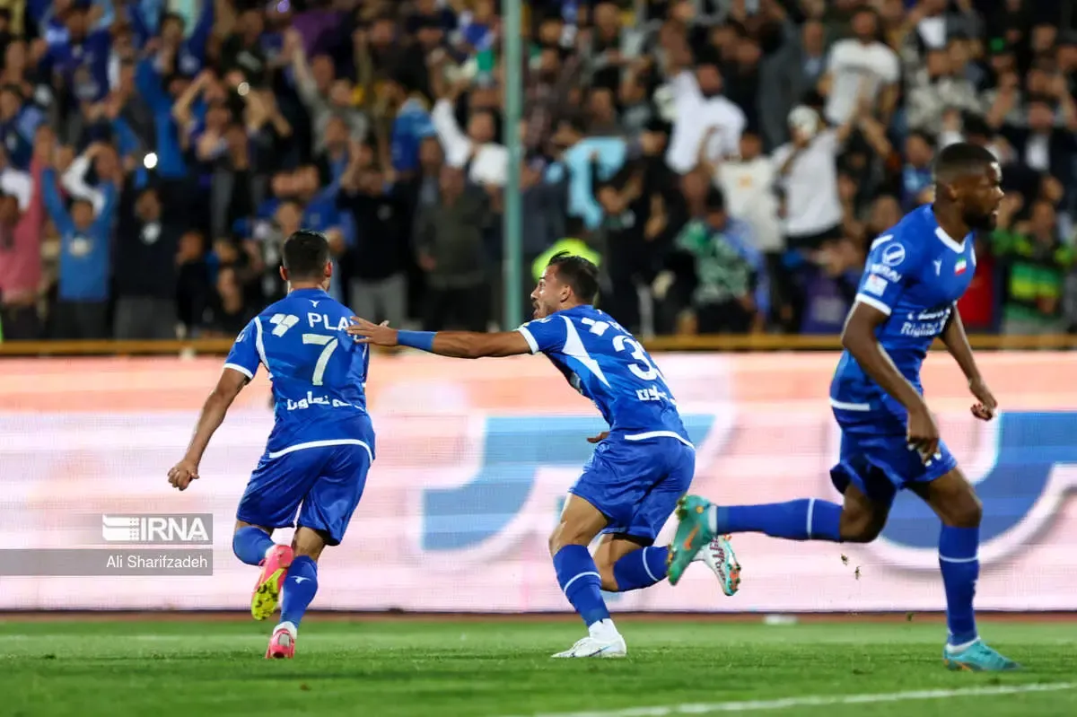 کامبک استقلال با دبل لیدر پرسپولیس