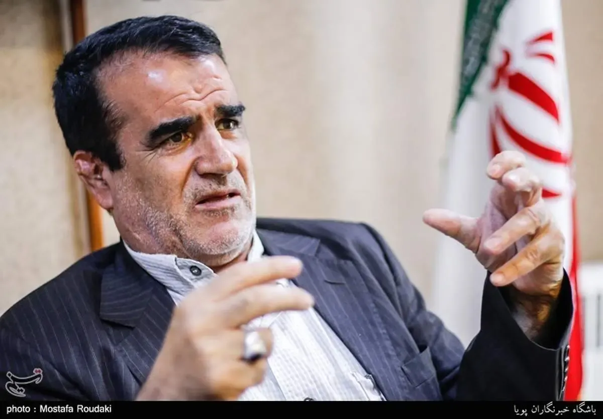 رد صلاحیت روحانی به ضرر تندروهاست/ روحانی جانشین هاشمی نخواهد شد/ تنها رقیب روحانی عدم مشارکت است