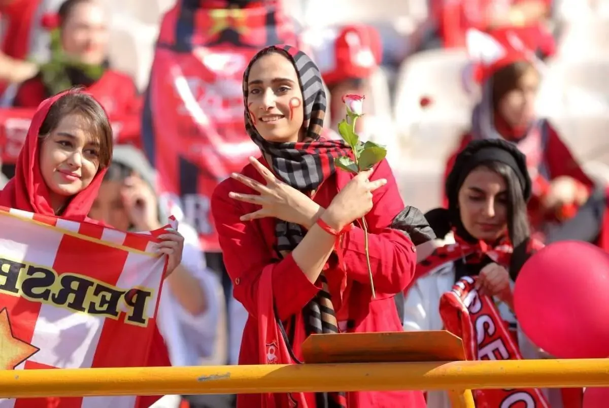 برای اولین بار؛ هواداران خانم دربی را از نزدیک می بینند