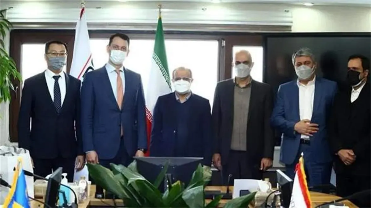 «معدن» پنجره ورود ایران به قزاقستان شود/ به روز رسانی تفاهم نامه های قبلی 2 کشور در حوزه معدن