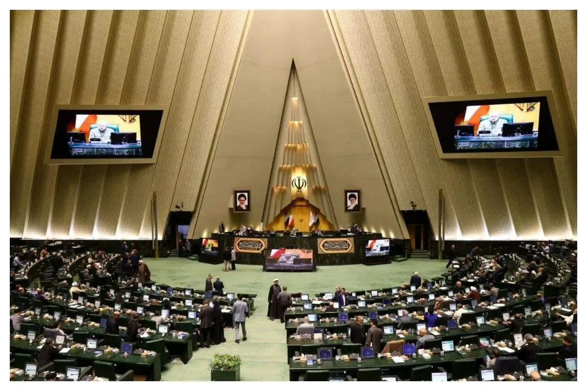 استیضاح ۴ وزیر رسماَ در مجلس کلید خورد