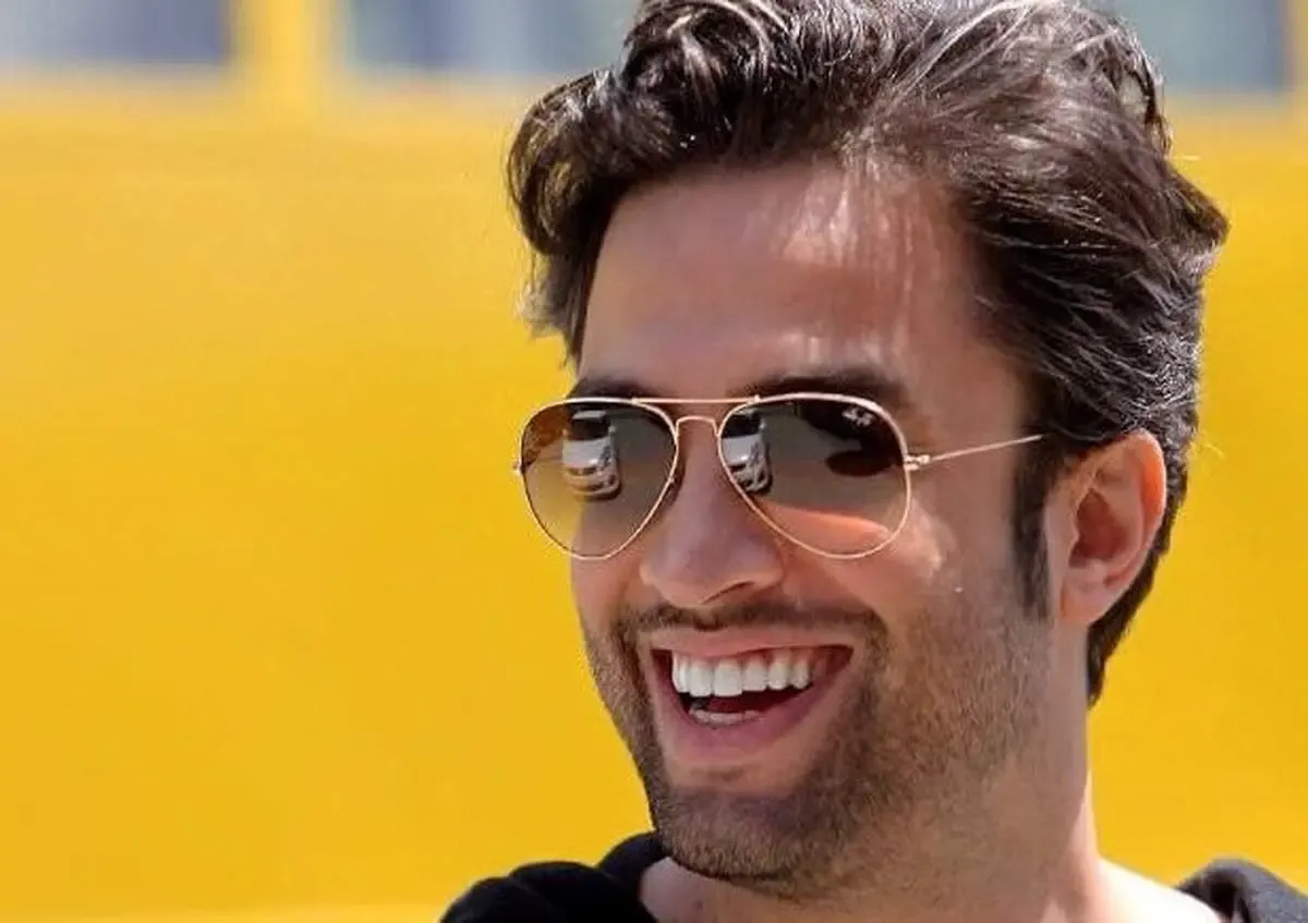 کنسرت بنیامین بهادری با دستمال توالت!/ فیلم