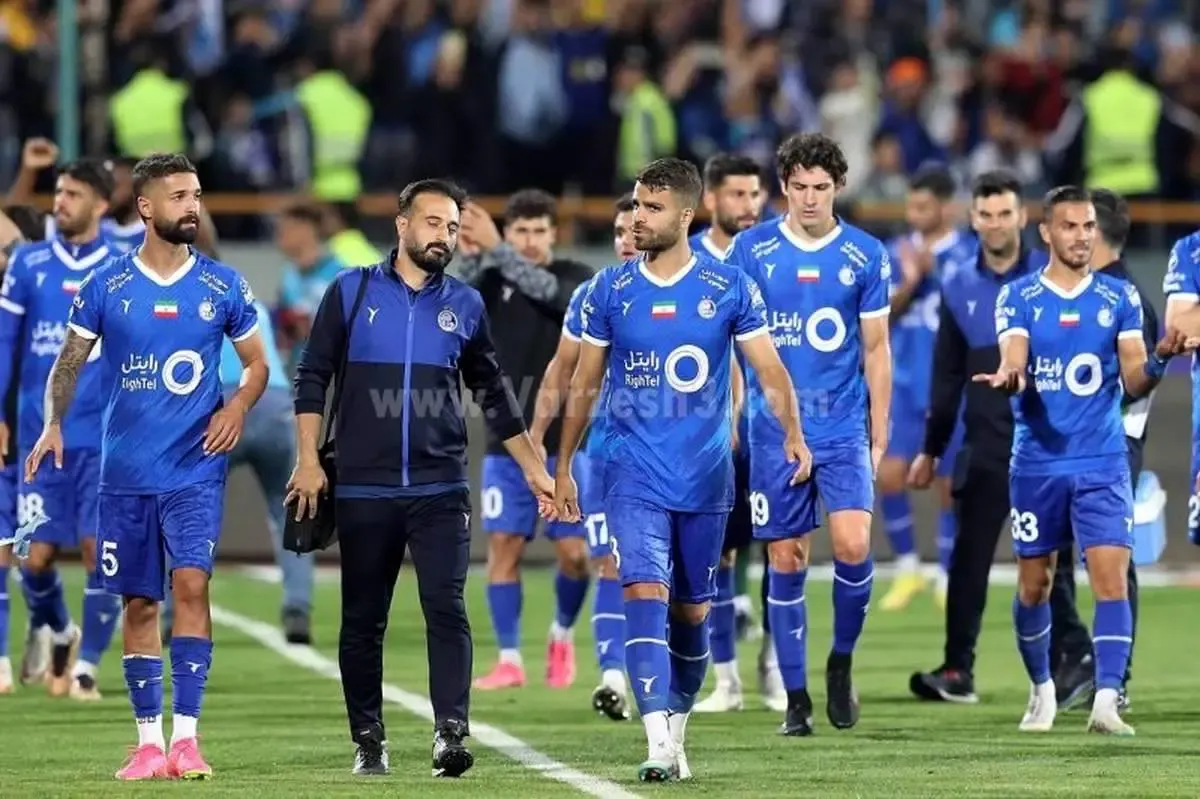 جنجال بزرگ در استقلال