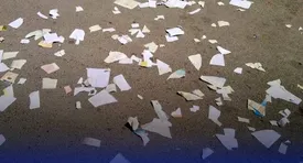 جشن غمگین کتاب‌های ریزریز