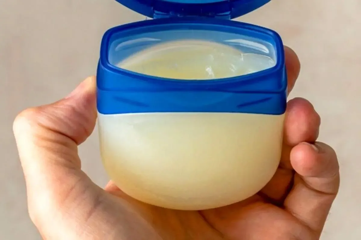 هر آنچه که باید در مورد استفاده از «وازلین» بدانید