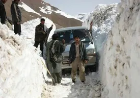مرگ ۱۱ نفر در اثر بارش سنگین برف