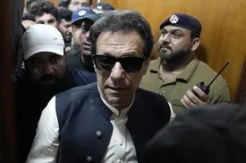 محکومیت جدید عمران خان و همسرش