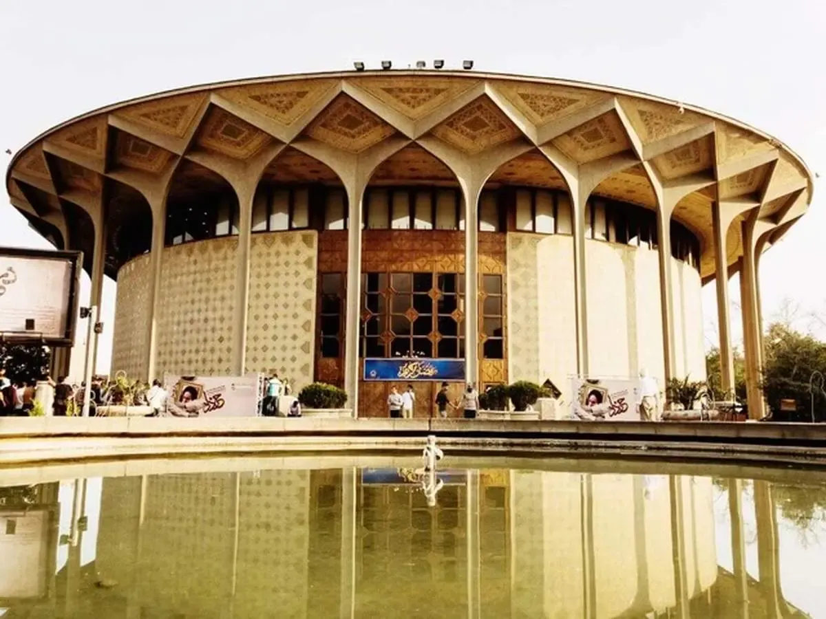 شرایط نابسامان محیط پیرامونی تئاتر شهر روزبه‌روز بدتر می‌شود