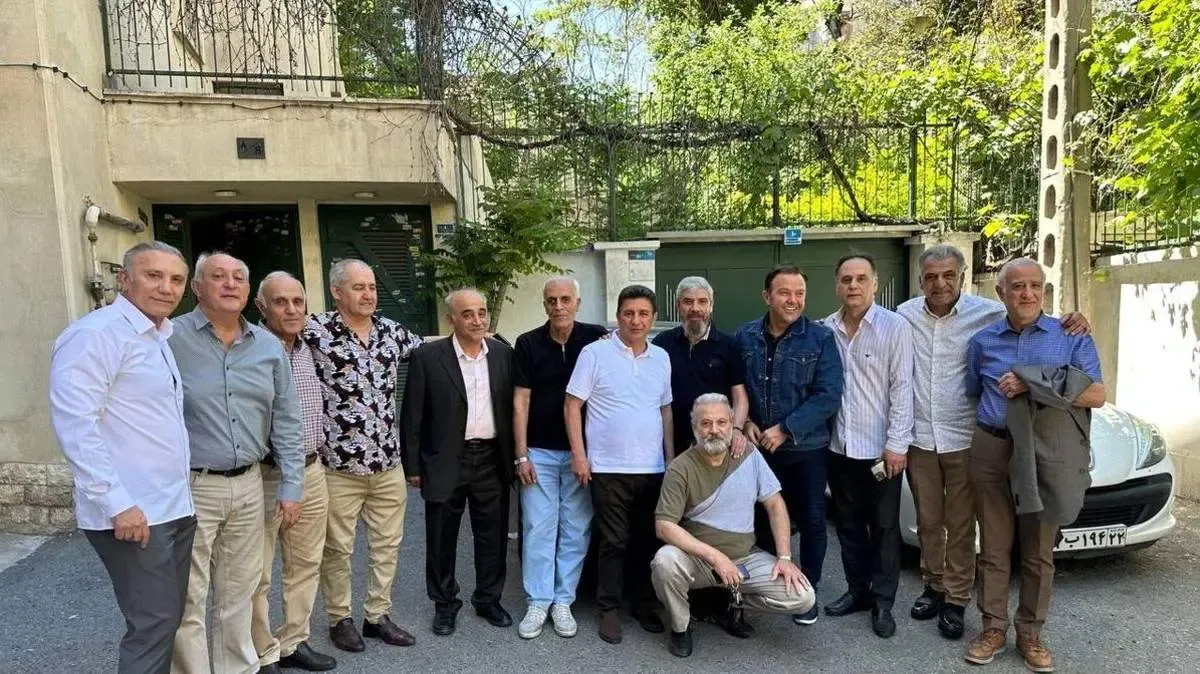 دورهمی قلعه‌نویی با چند پرسپولیسی/ عکس