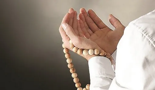 مسلمان شدن پیرمرد ۸۰ ساله در لحظه‌ای استثنایی+ فیلم