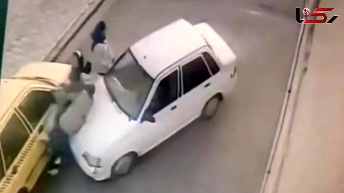 ببینید/ لحظه ترسناک زیر گرفتن ۳ دختر جوان توسط پراید