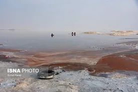 دریاچه ارومیه در آستانه خشکی کامل قرار گرفت