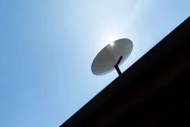 اتصال موبایل به اینترنت استارلینک/ فیلم