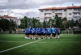 آگهی فروش استقلال برای یک بازیکن