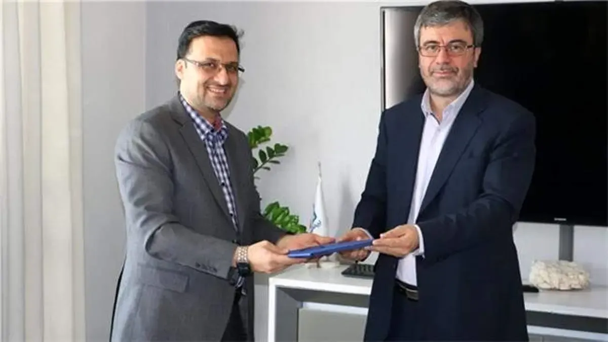 دیدار مدیرعامل بیمه رازی با مدیریت روابط عمومی در روز ملی ارتباطات و روابط عمومی