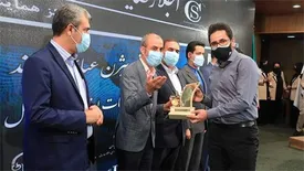 ایرانسل امسال هم لوح‌تندیس زرین رضایتمندی مشتری را دریافت کرد